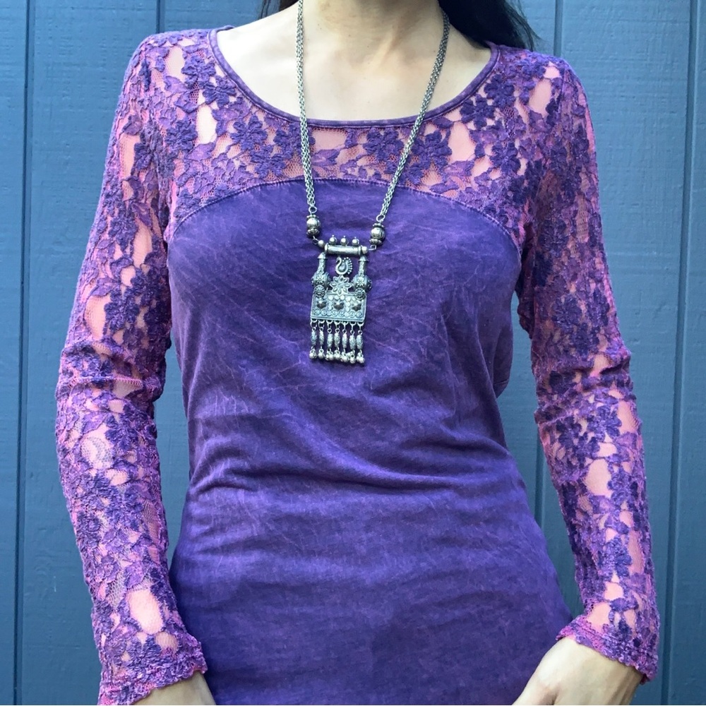 Vintage Mandee lace top long sleeve Sz M